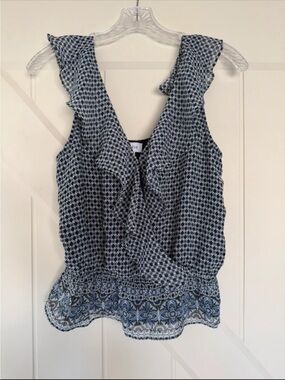 Evereve Blue Patterned Ruffle Blouse